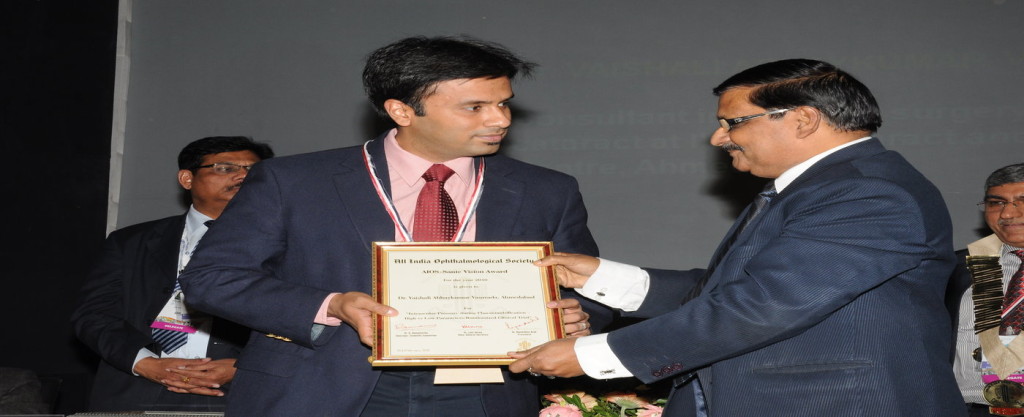 Dr. Debraj Shome Winning Colonel Rangachari Award For Best Research Paper India